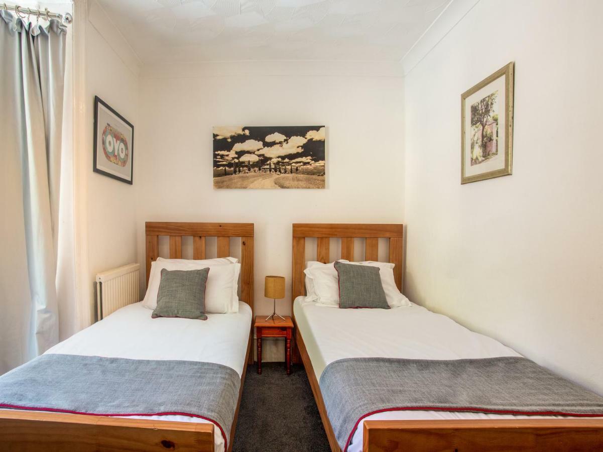 Oyo Avalon Lifestyle Bed & Breakfast Hove